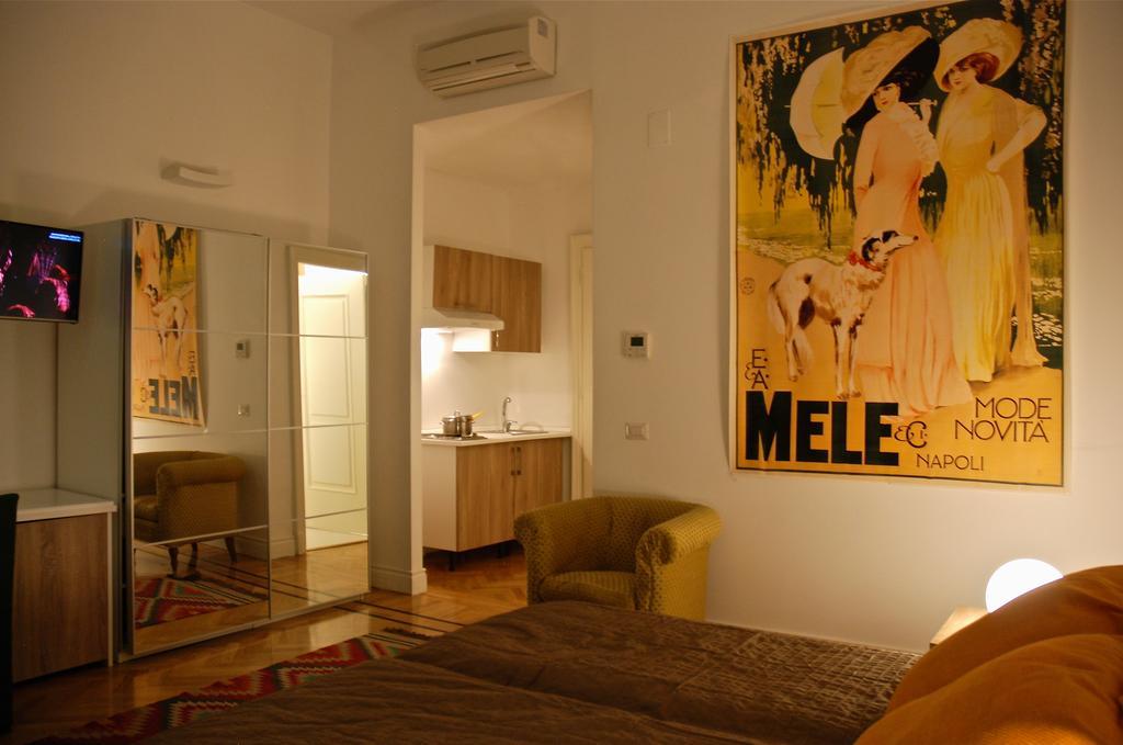 Palazzo Mele Residence Наполи Екстериор снимка